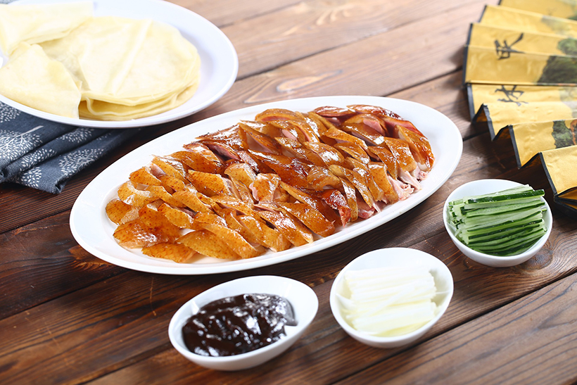 Peking Duck is one of China’s most iconic culinary dishes, and there are many high-quality restaurants around Beijing that specialize in this food.