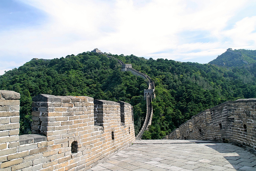 The Great Wall of China is not only the most iconic structure in China, but it is also the inspiration for many famous poems in Chinese literature